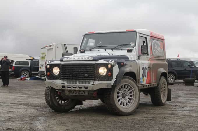 Land Rover Defender challenge rally