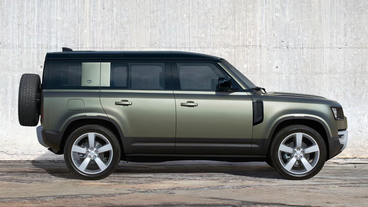 Land rover defender 7 shop seater