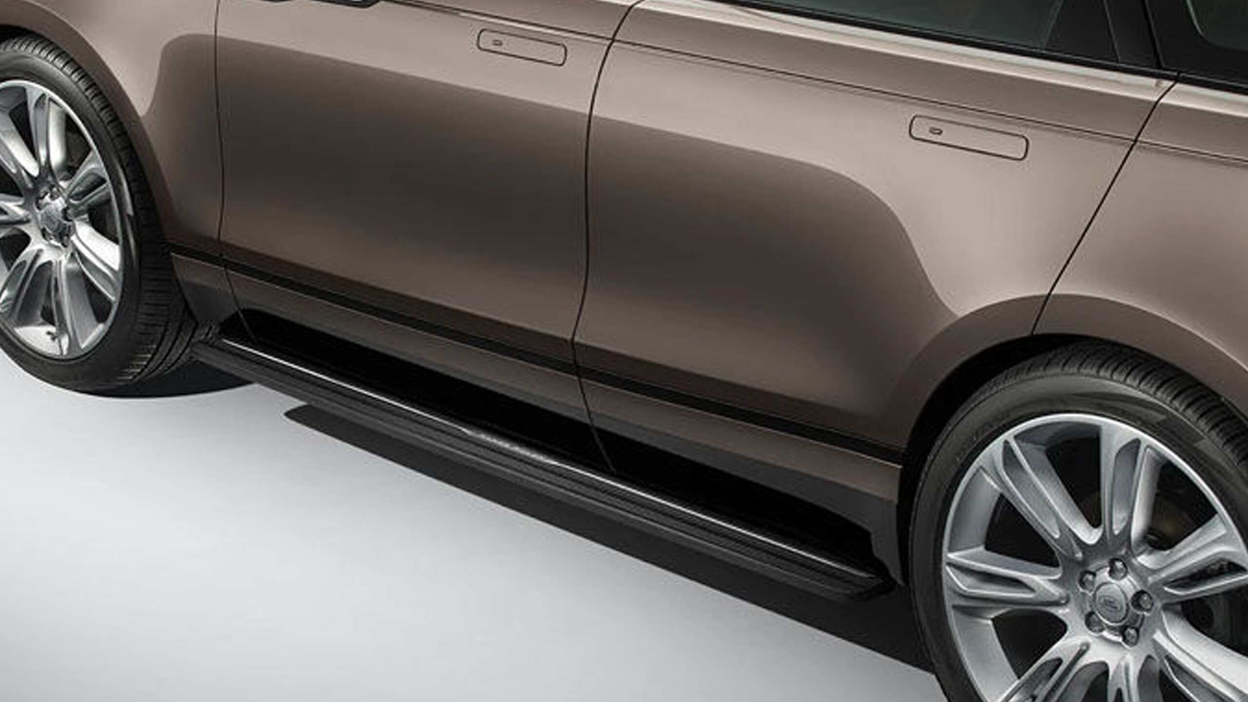 Side Steps - Land Rover UK